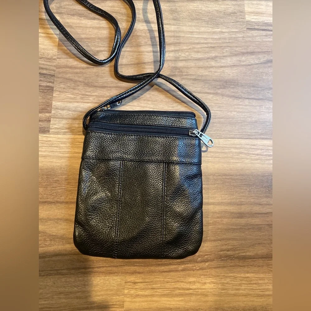 Black or blue  over the shoulder faux leather purse with multiple pockets NWOT